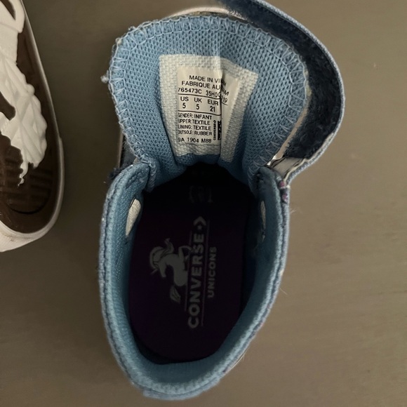 Unicorn Converse - Picture 2 of 4